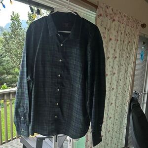 Untuckit men’s long-sleeve plaid Button-Up Shirt